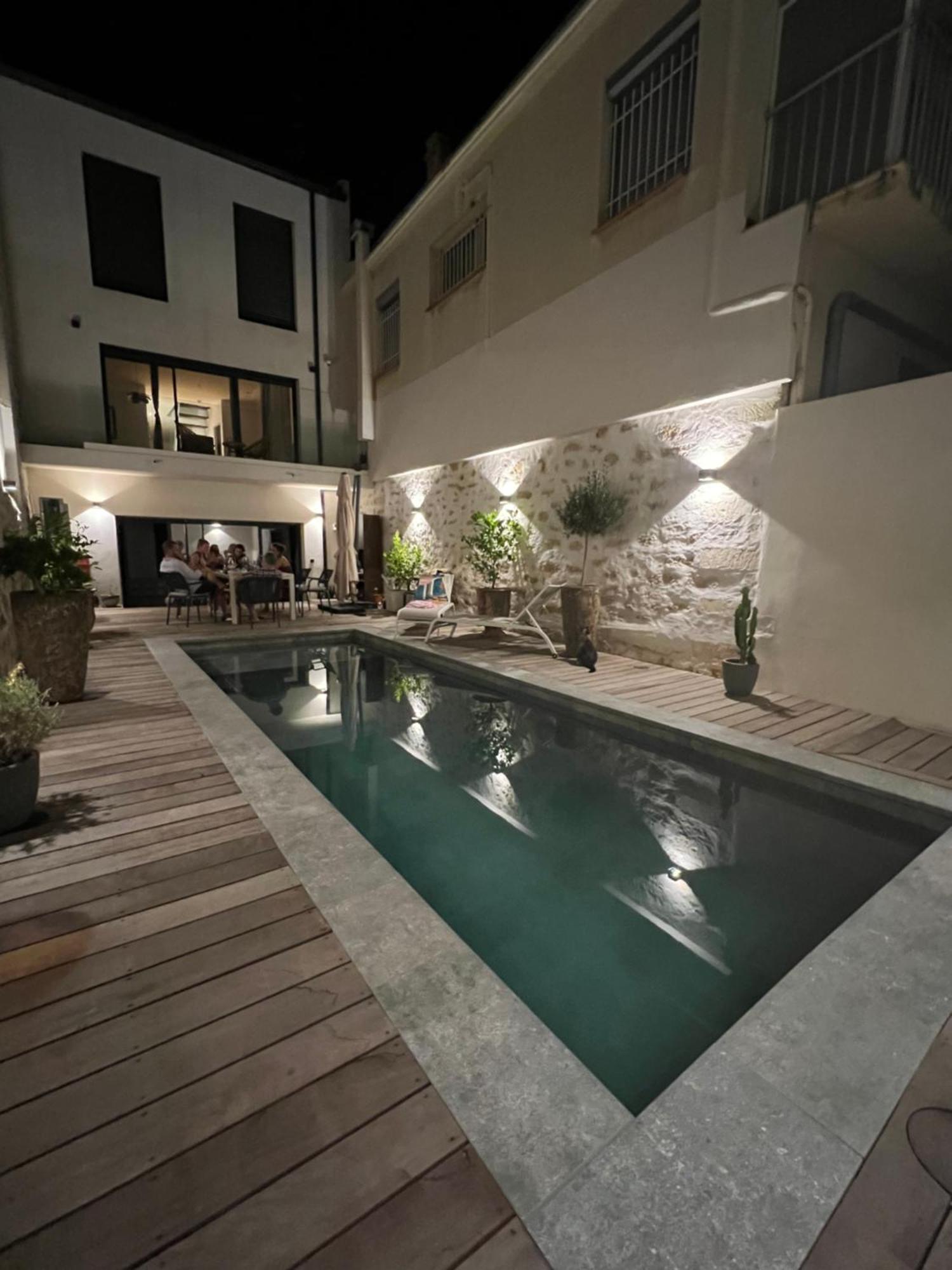 Chambre Dans Maison De Ville Avec Piscine Et Garage En Centre Ville Montpellier Exteriér fotografie